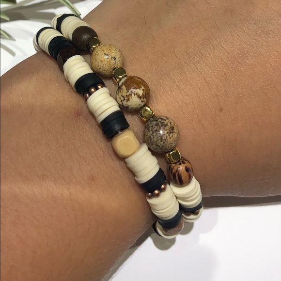 Clay Beaded Stretch Bracelet - Picture 3 of 6